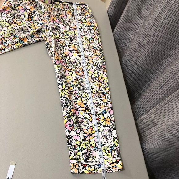 Talbots Floral Print Pants size 12 - Picture 5 of 5